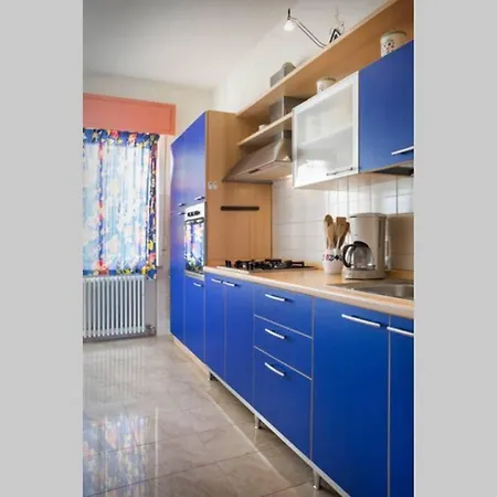 Villa Belvedere-con Piscina A Bardolino *