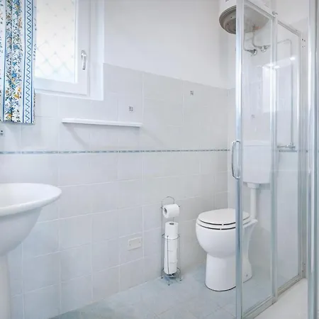 Villa Belvedere-con Piscina A Bardolino Costermano