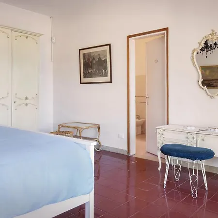 Belvedere-con Piscina A Bardolino Costermano