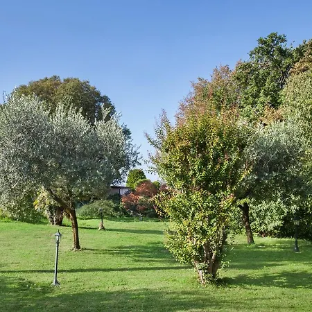 Belvedere-con Piscina A Bardolino Costermano