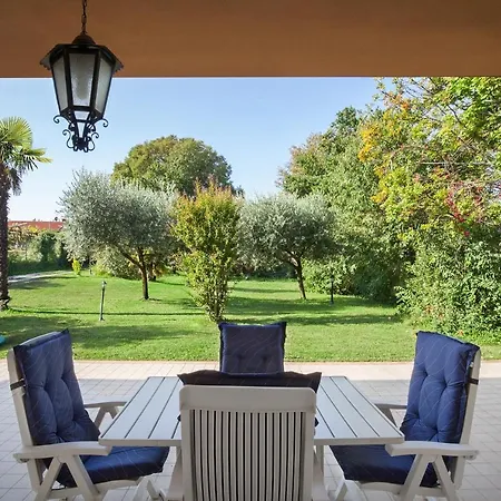 Villa Belvedere-con Piscina A Bardolino Costermano