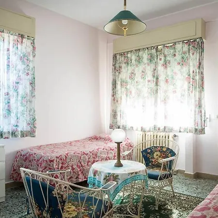 Belvedere-con Piscina A Bardolino 빌라 *
